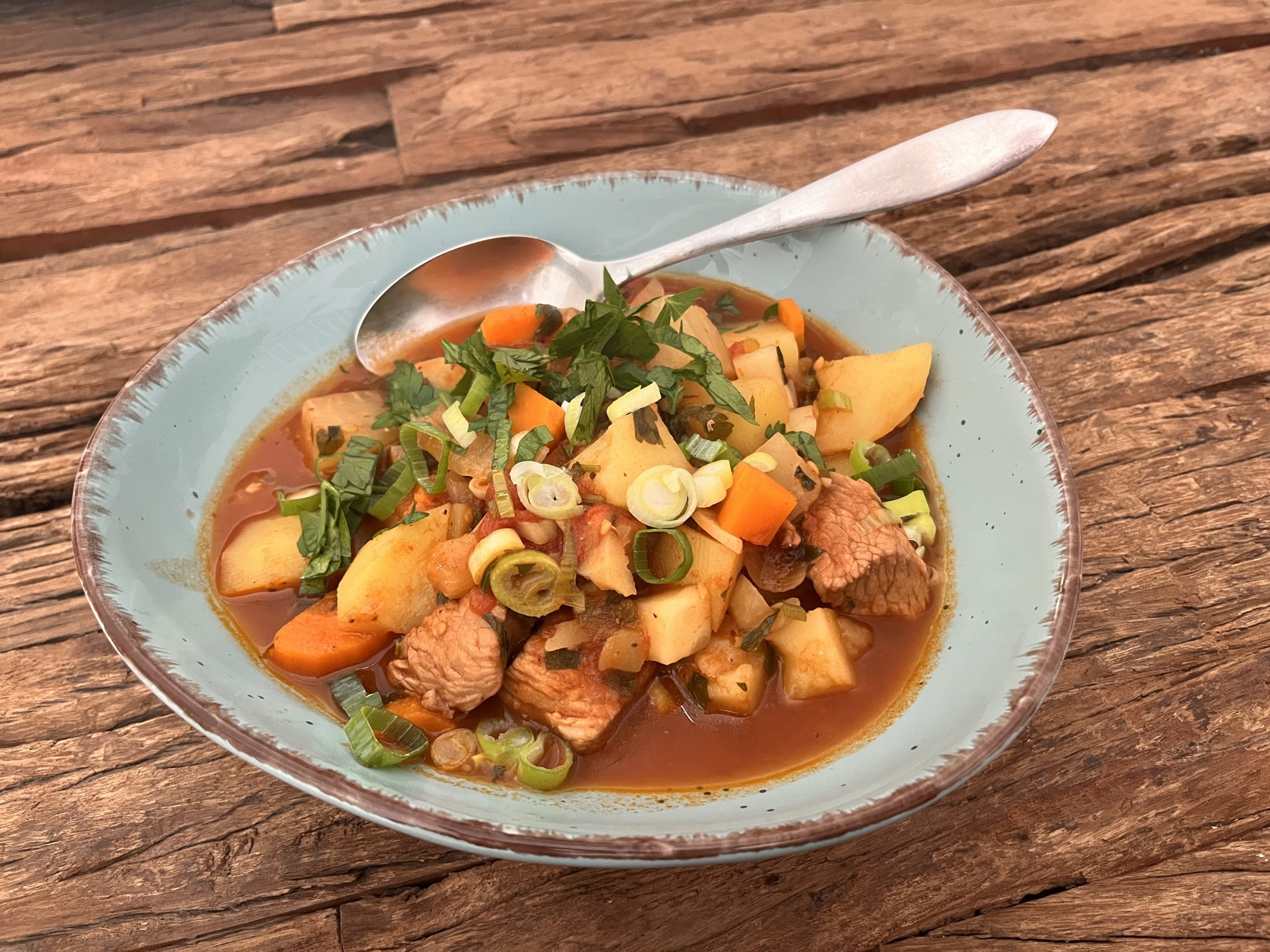 Zweiradkitchen-One-Pot-Gulasch